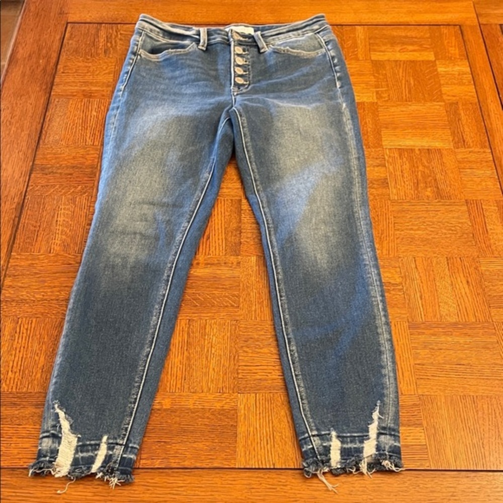 Vervet stretchy skinny Distressed ankle Blue Jeans size 28